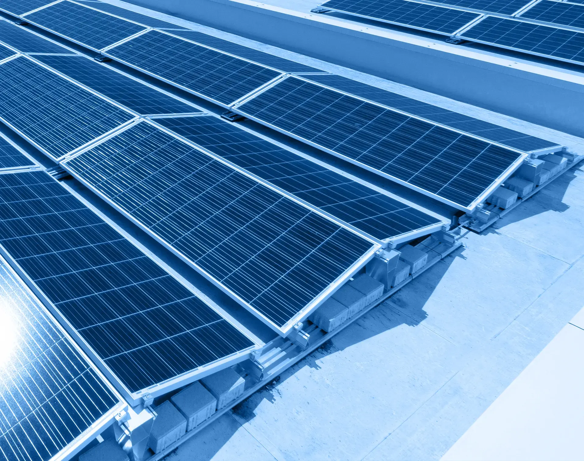 Teilansicht einer Photovoltaik Anlage