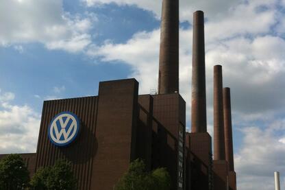 Gebäude VW-Fabrik in Wolfsburg