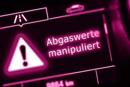 Eine Displayanzeige: Manipulierte Abgasswerte